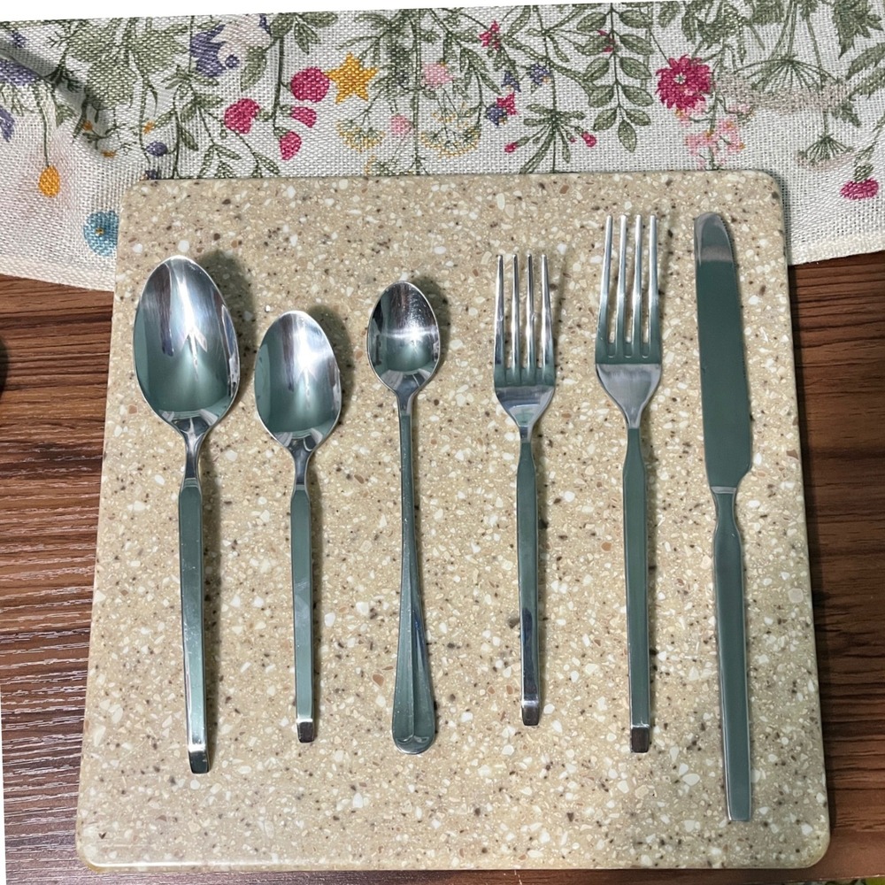 Godinger Flatware Set  Silver Ramp Satin 18/0 Stainless Steel Sitting for 8